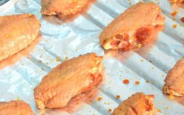 如何用烤箱烤鸡翅,家常美味轻松上桌